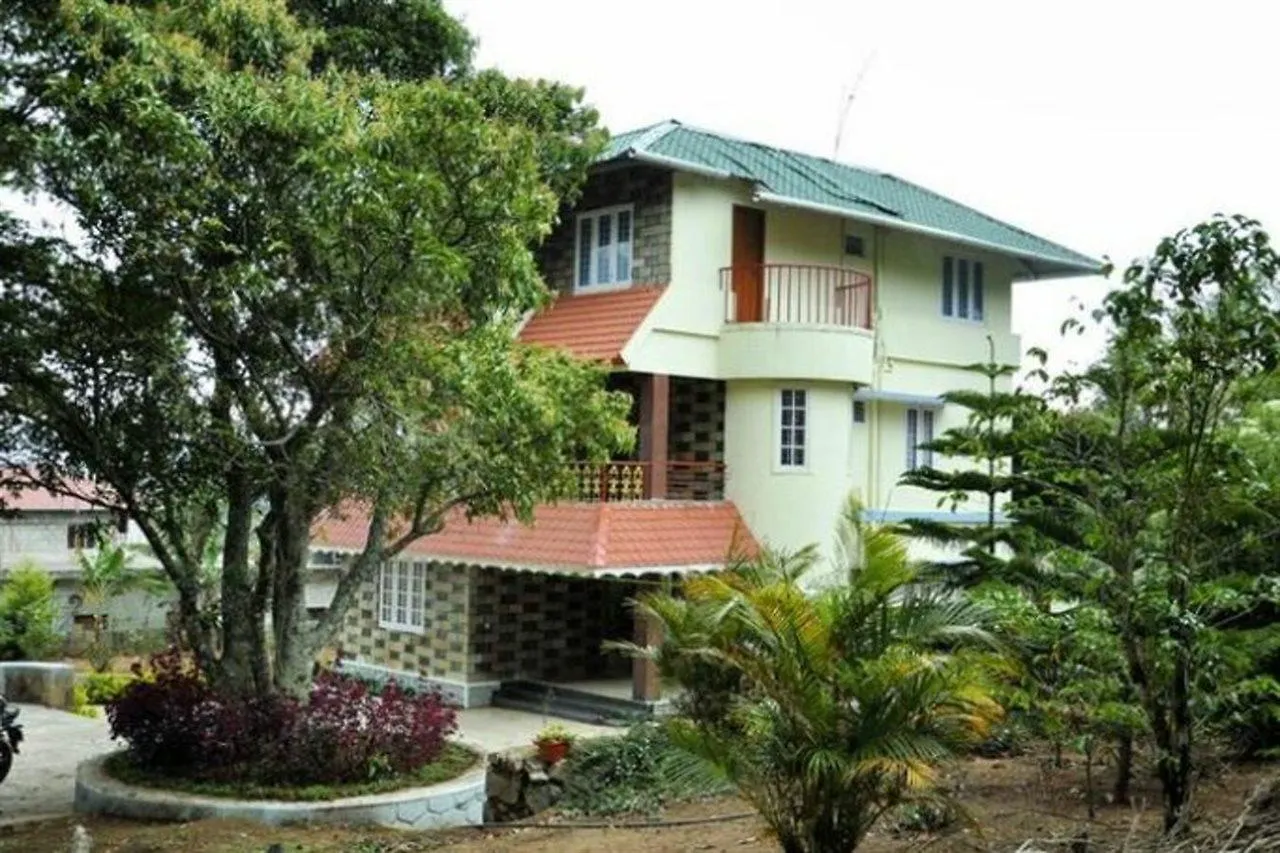 Silver Mount Holidays Suryanelli Bed and Breakfast